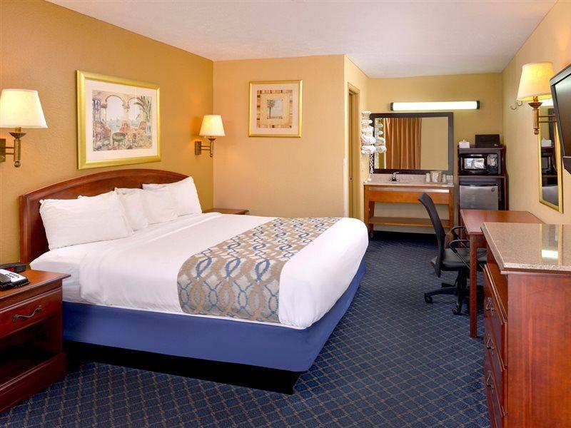 Americas Best Value Inn - Monroeville Exterior photo